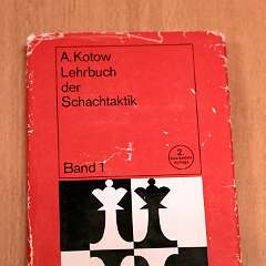 61: Lehrbuch der Schachtaktik 1