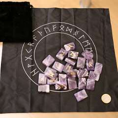 22: Amethyst Rune Stones Set