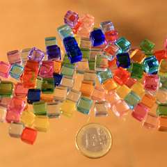 122: 100 Pcs 13colors 8mm Transparent Square