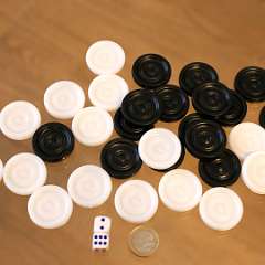 2: Figurky Plastik Dama