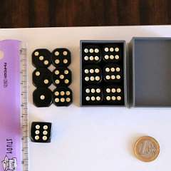 10: Magic otacanie kociek v krabici