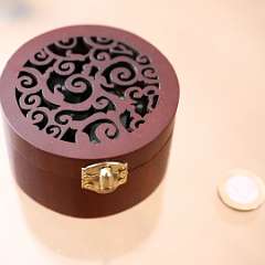 25: Music Box Swan Lake