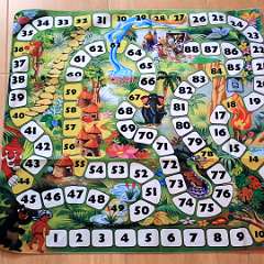 65: Jungle_Game_Textil_Obrus_75x75cm