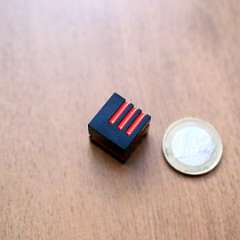 27: D6_Ciarova_kocka