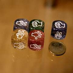 21: Dice 20x20 mm Finger-guessing