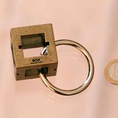 13: Hanayama Cast Box