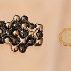 9: Hanayama Cast Dot