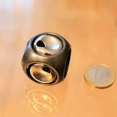 11: Hanayama Cast Dice