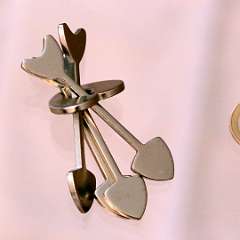 21: Hanayama  Cast Arrows