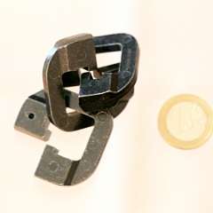3: Hanayama Cast Chain