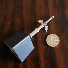 12: Huzzle Zelda Master Sword