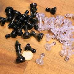 49: Chess_Set_Transparent_Black_White_5cm