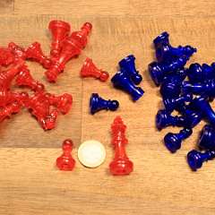 50: Chess_Set_Transparent_Red_Blue_5cm