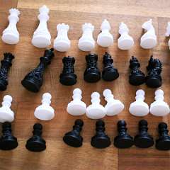 48: Gothic_Revival_Chess_9cm