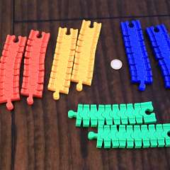 28: Flexibile_Train_Track