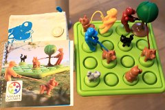 Plastic - Toys - Games - Hracky