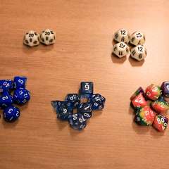 36: Dices10